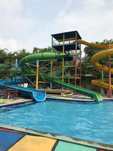 Harga Tiket Masuk Pesona Panghegar Waterpark Kabupaten Purwakarta