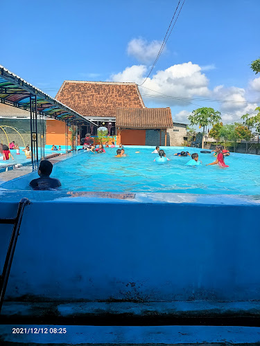 Harga Tiket Masuk Water Park Sri Rejeki Pojok Grudo Kabupaten Ngawi